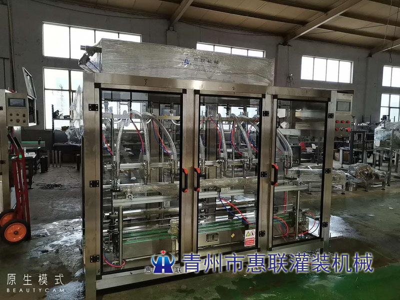 液體肥灌裝機(jī)選購(gòu)時(shí)需要注意一些事項(xiàng)